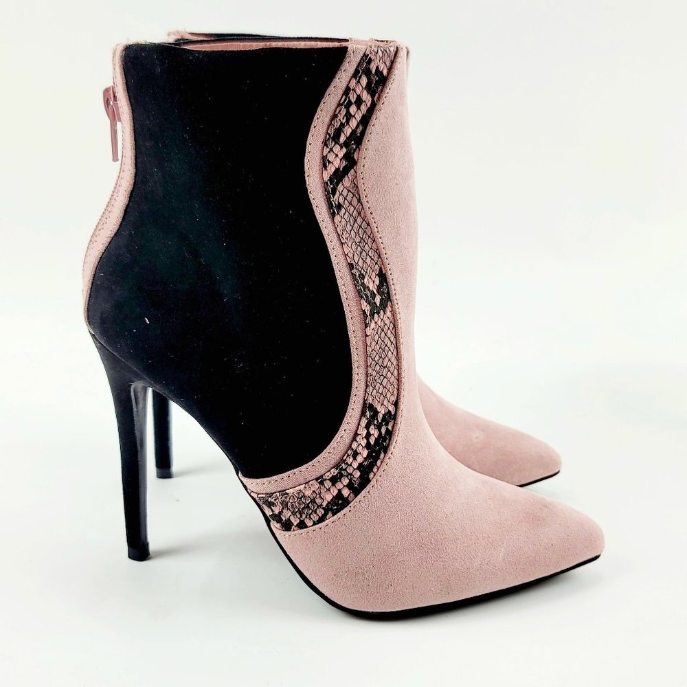 NEW Justfab Women Pink and Black Fall Winter Pointy Toe Ankle Boots Size 8 US